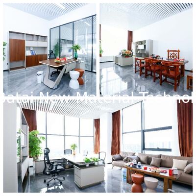 واکس براق جامد سفید شفاف با نقطه ذوب 75 ℃ و فیلم فرم